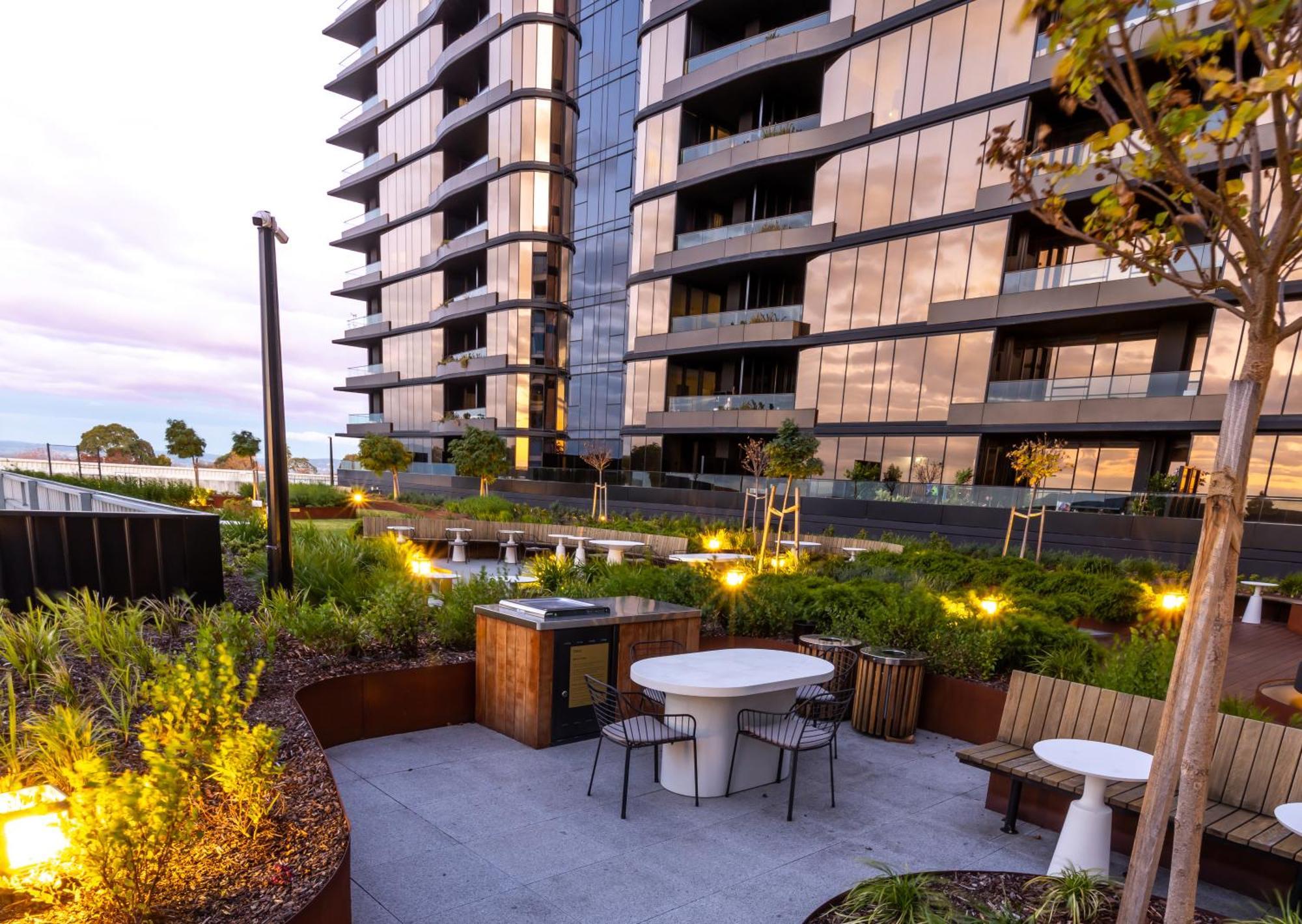 Astra Apartments Glen Waverley Buitenkant foto