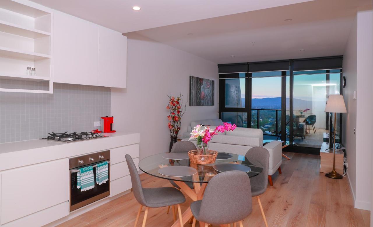 Astra Apartments Glen Waverley Buitenkant foto