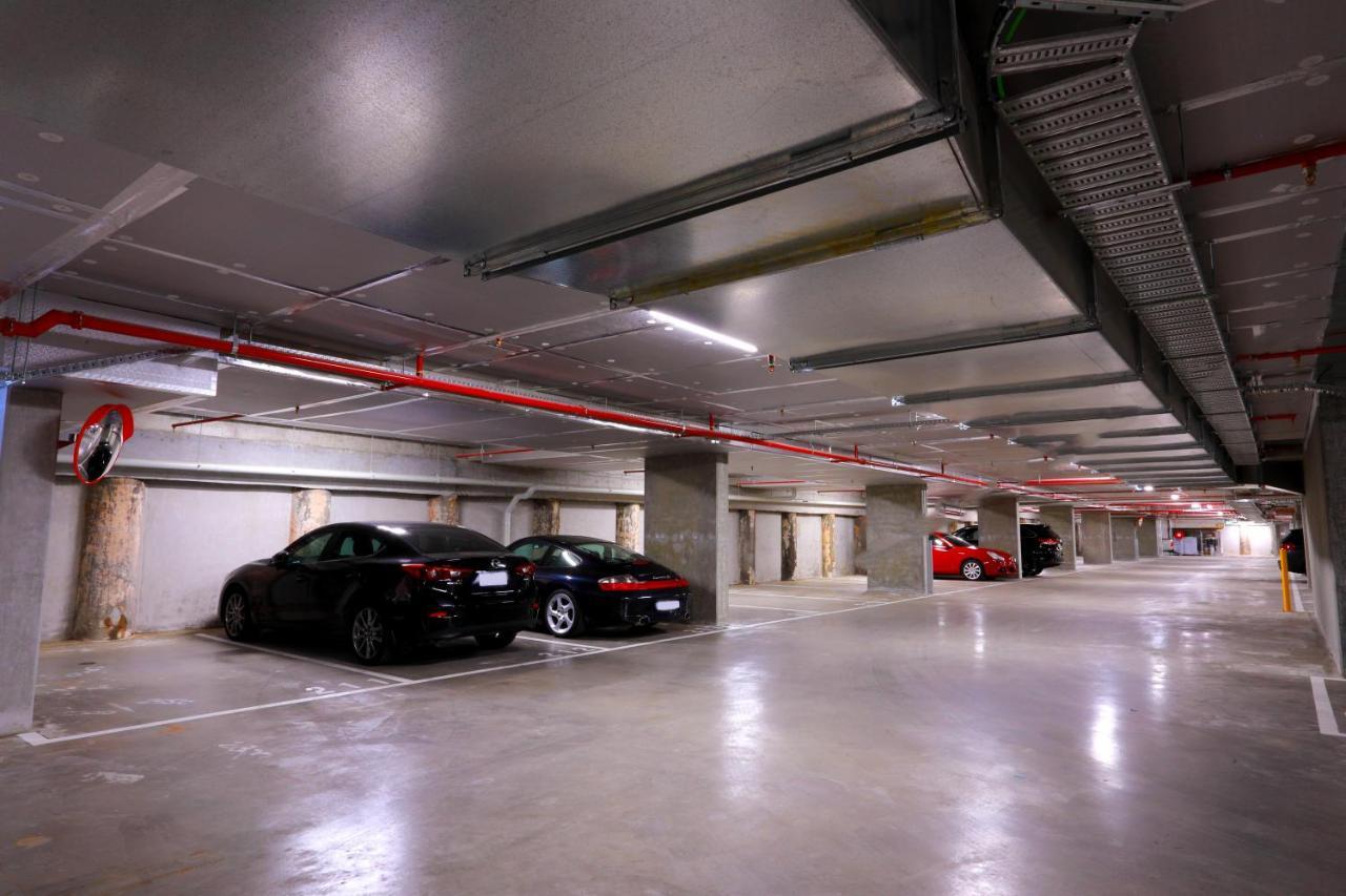Astra Apartments Glen Waverley Buitenkant foto